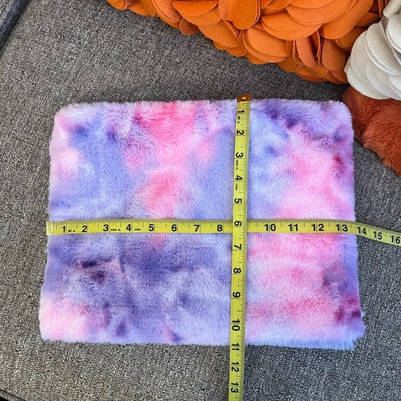 ❣️🆕The Designer Minky Co. Large Minky Makeup Bag❣️ - Picture 6 of 7